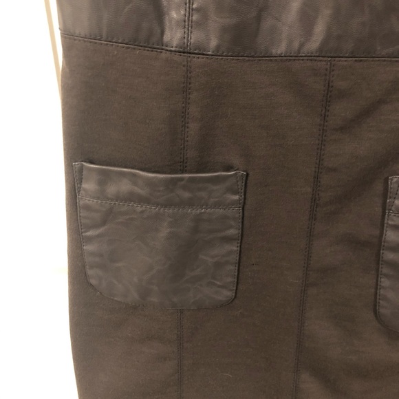 Dress - Picture 6 of 6